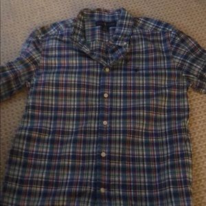 Boys buttons down shirt